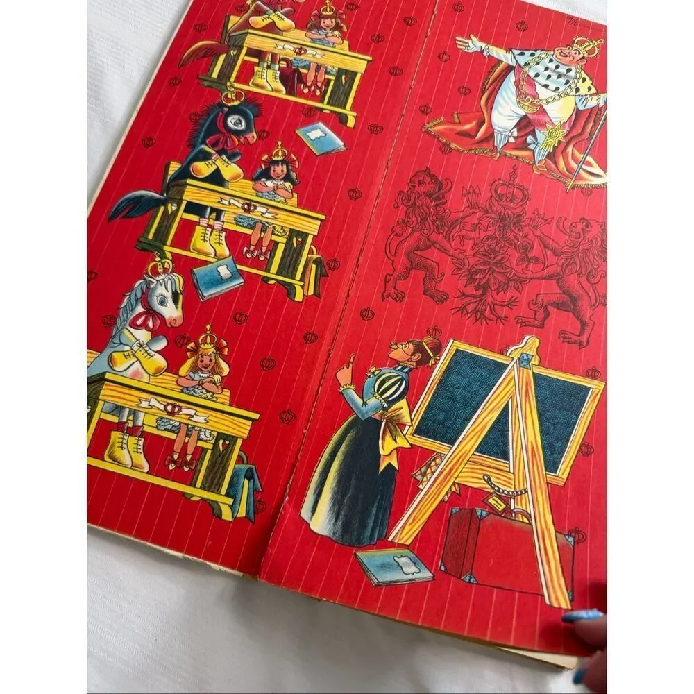 3 LITTLE HORSES AT THE KING'S PALACE by Piet Worm. New York: Random House 1959